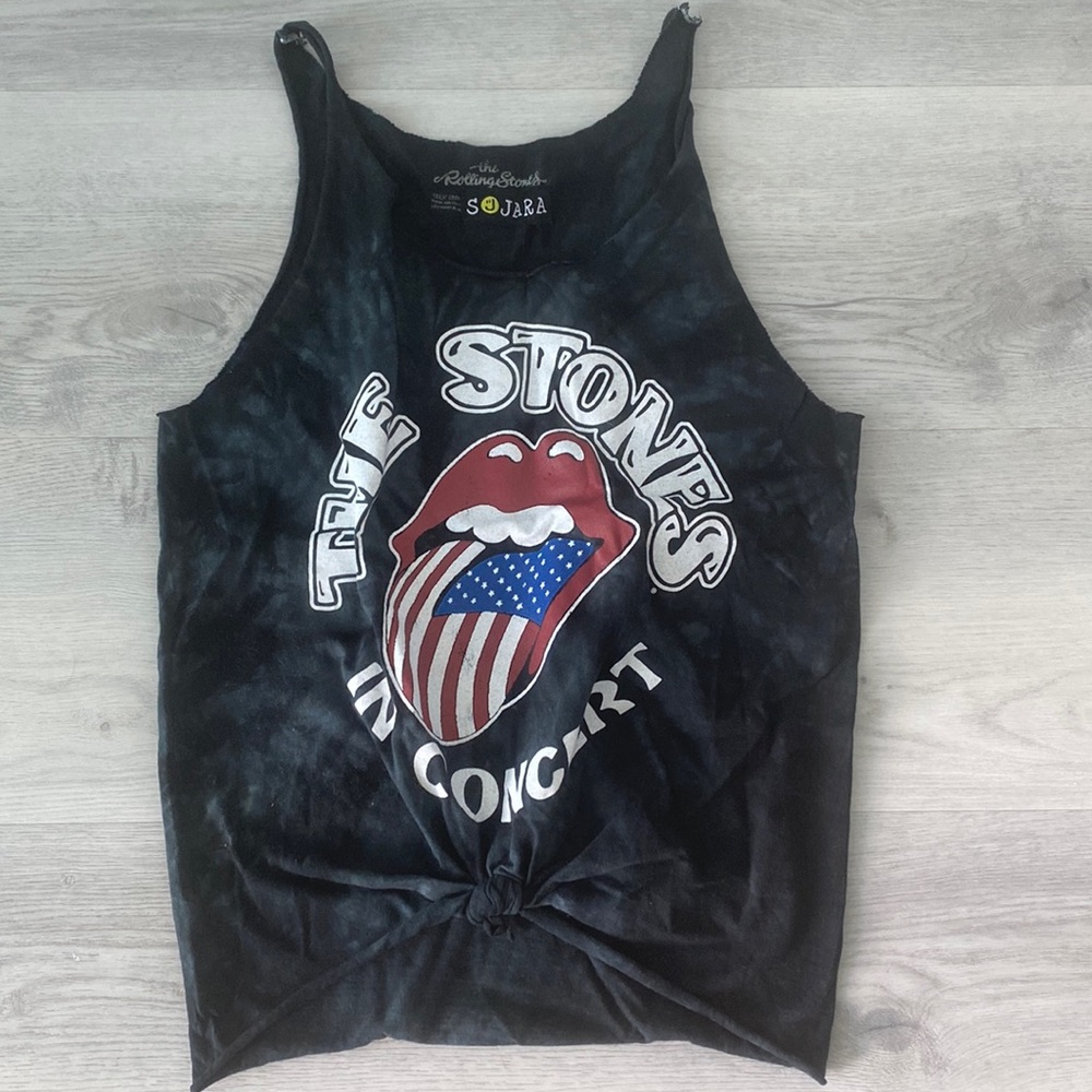 Sojara tie-dye tank top rocker t